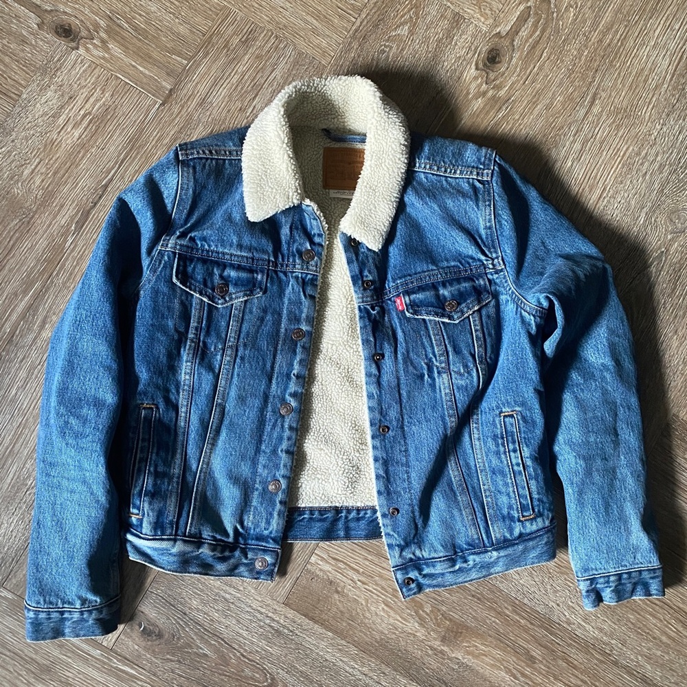 Levi’s Premium Original Sherpa Jacket size medium